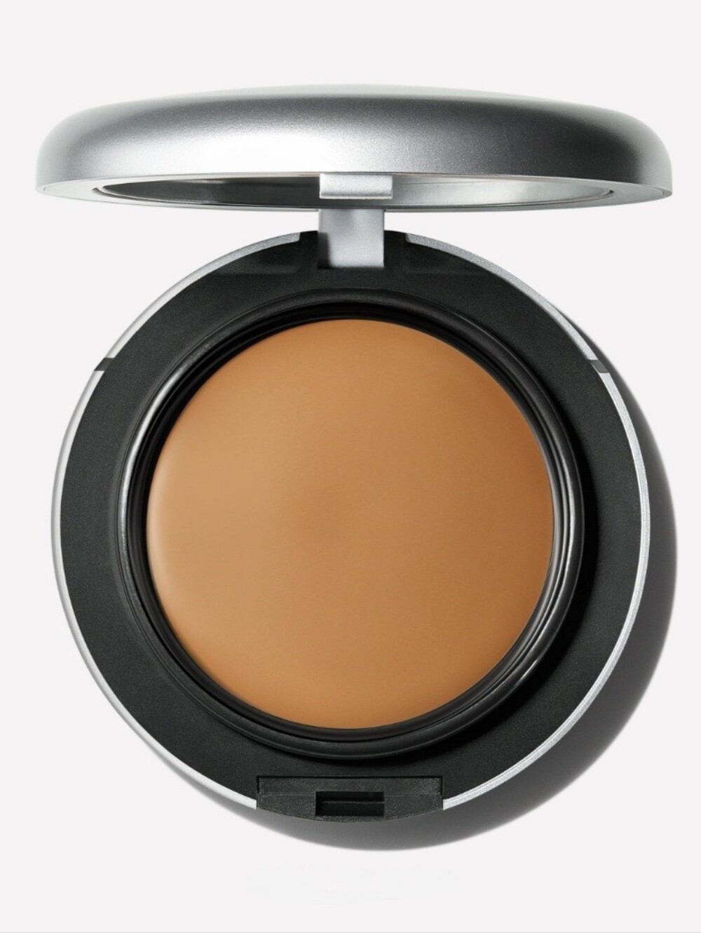 NC30 Mac Studio Tech Fix Cream To Powder Foundation Med. Golden Brand New Boxed